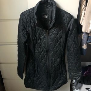 The North Face light weight puffer jacket